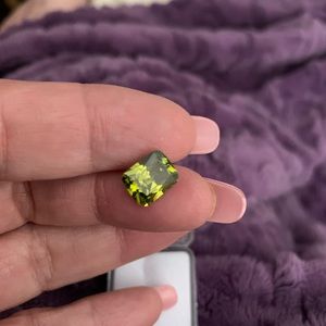4.75 CT’s Green Zircon
